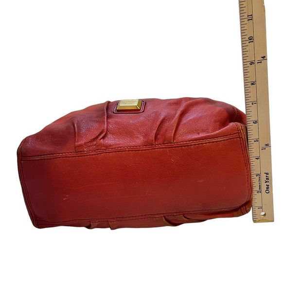 MARC JACOBS Red Leather Shoulder Bag w Strap - Picture 11 of 12